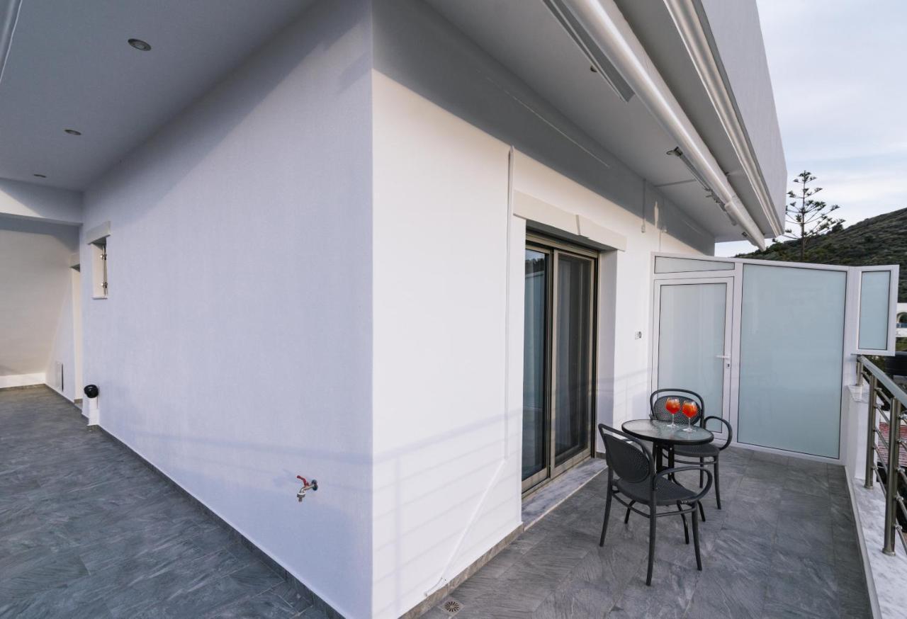 Lychnos Apartments Kamilari Zewnętrze zdjęcie